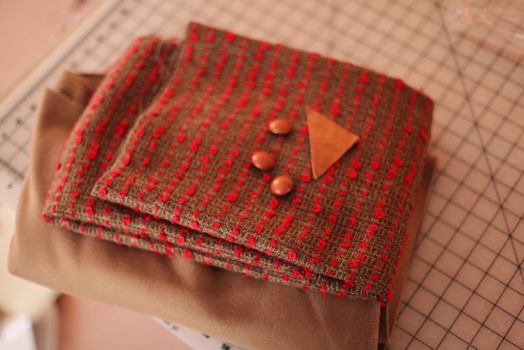 Red wool Tweed and Tan Cashmere