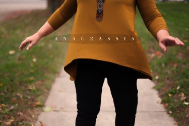 Deep, gold, ochre, green, olive, brown, tunic, blouse, top, cape, style, high low, hem, thick draped, band, banded, elastic, fall, photography, best, anagrassia