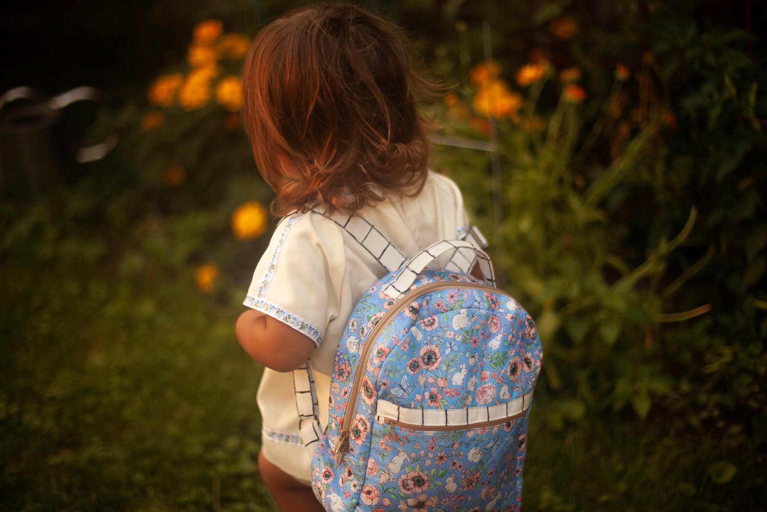 toddler girl bookbag with bunnies